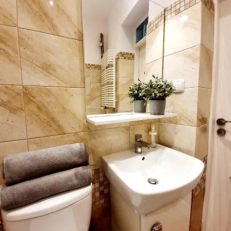 Apartment Pokoje Przy Mcdonalds Na Monte Cassino 19 *