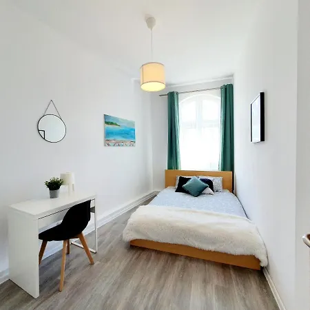 Apartment Pokoje Przy Mcdonalds Na Monte Cassino 19